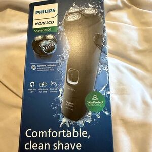 Philips Norelco Shaver 2400 - Black and Blue